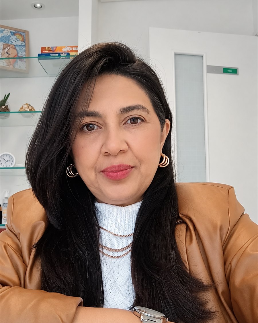 Neuropsicóloga Luciana Nogueira da Silva
